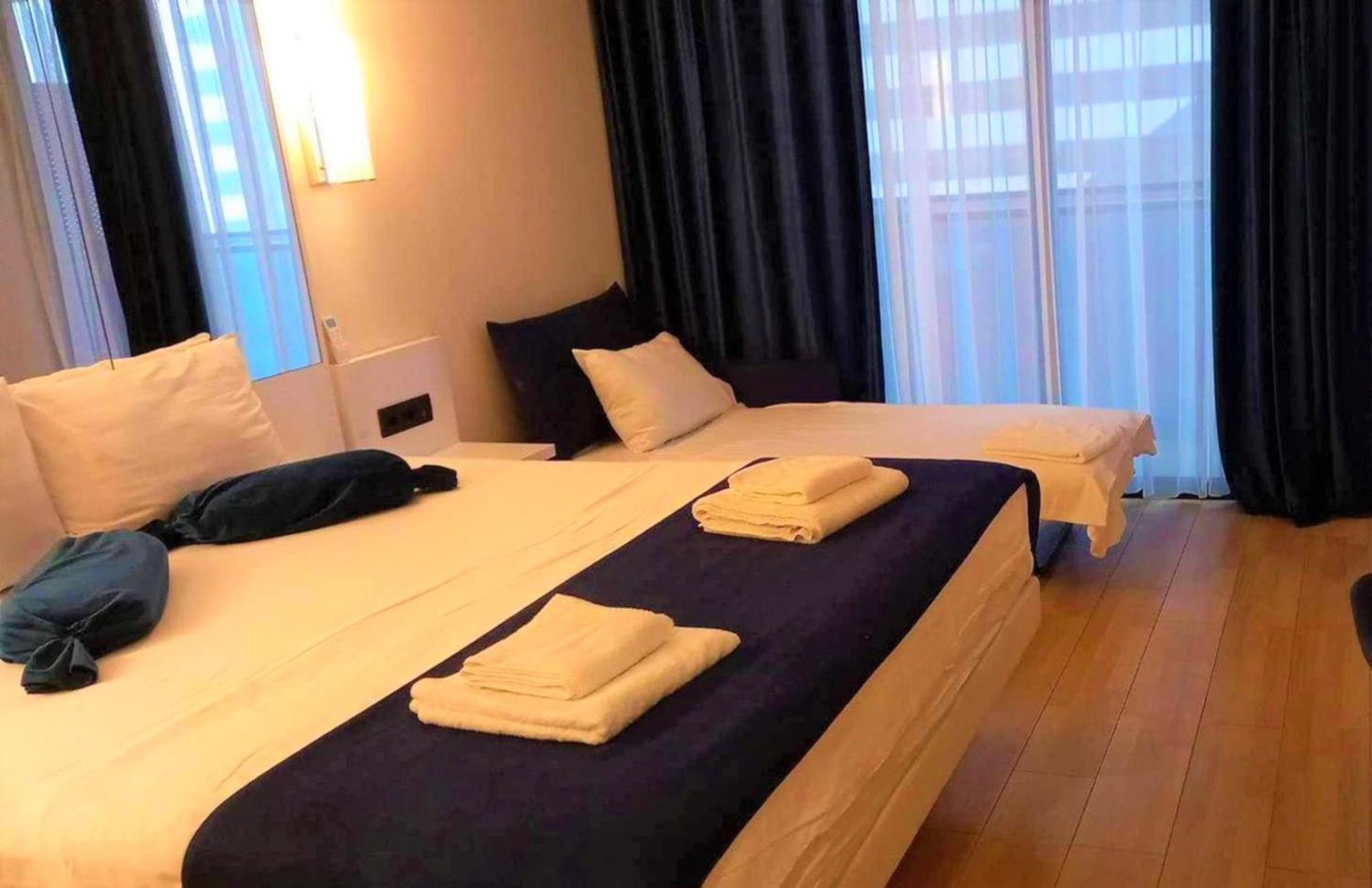 Relax And Unwind Premier Sea View Aparthotel In Batumi Exterior photo